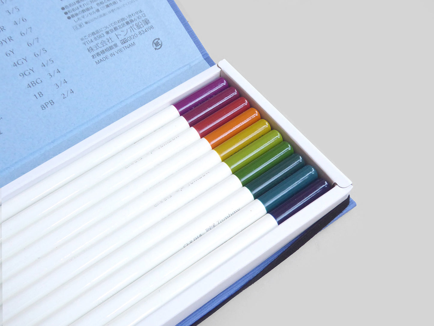 Irojiten Colour Dictionary (ii)