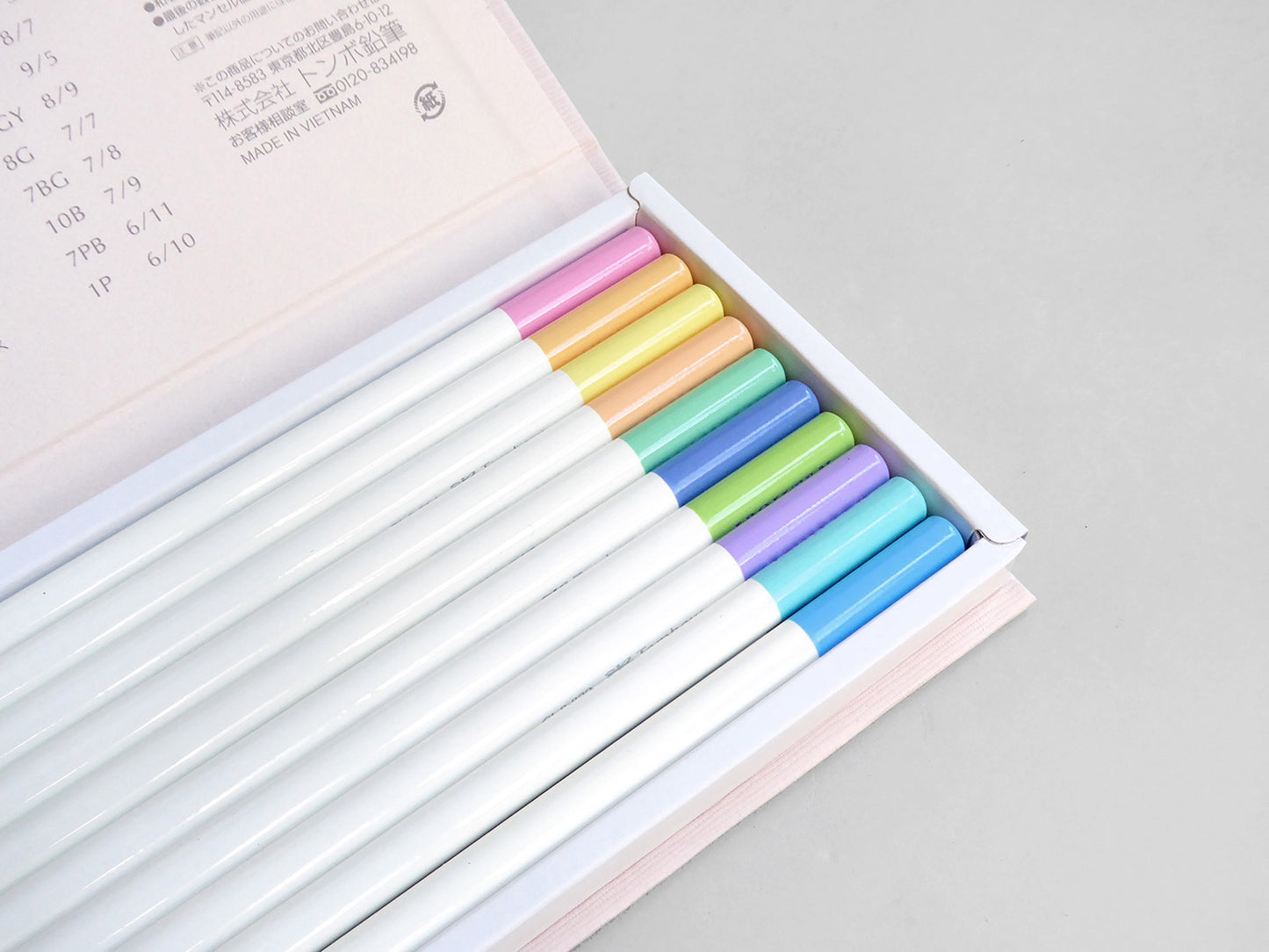 Irojiten Colour Dictionary (ii)
